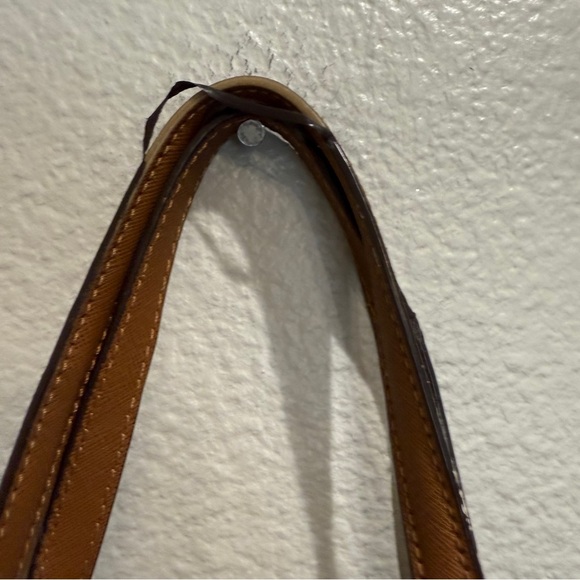 Michael Kors Tote Bag Monogram Large Brown Tan Pockets - Picture 4 of 9